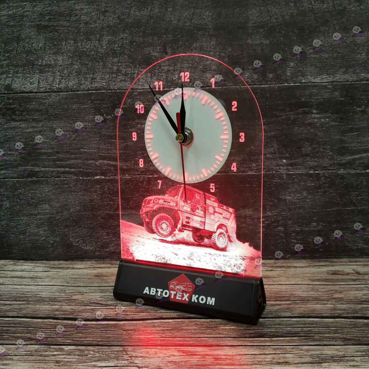 Светильник и часы с лого на заказ 