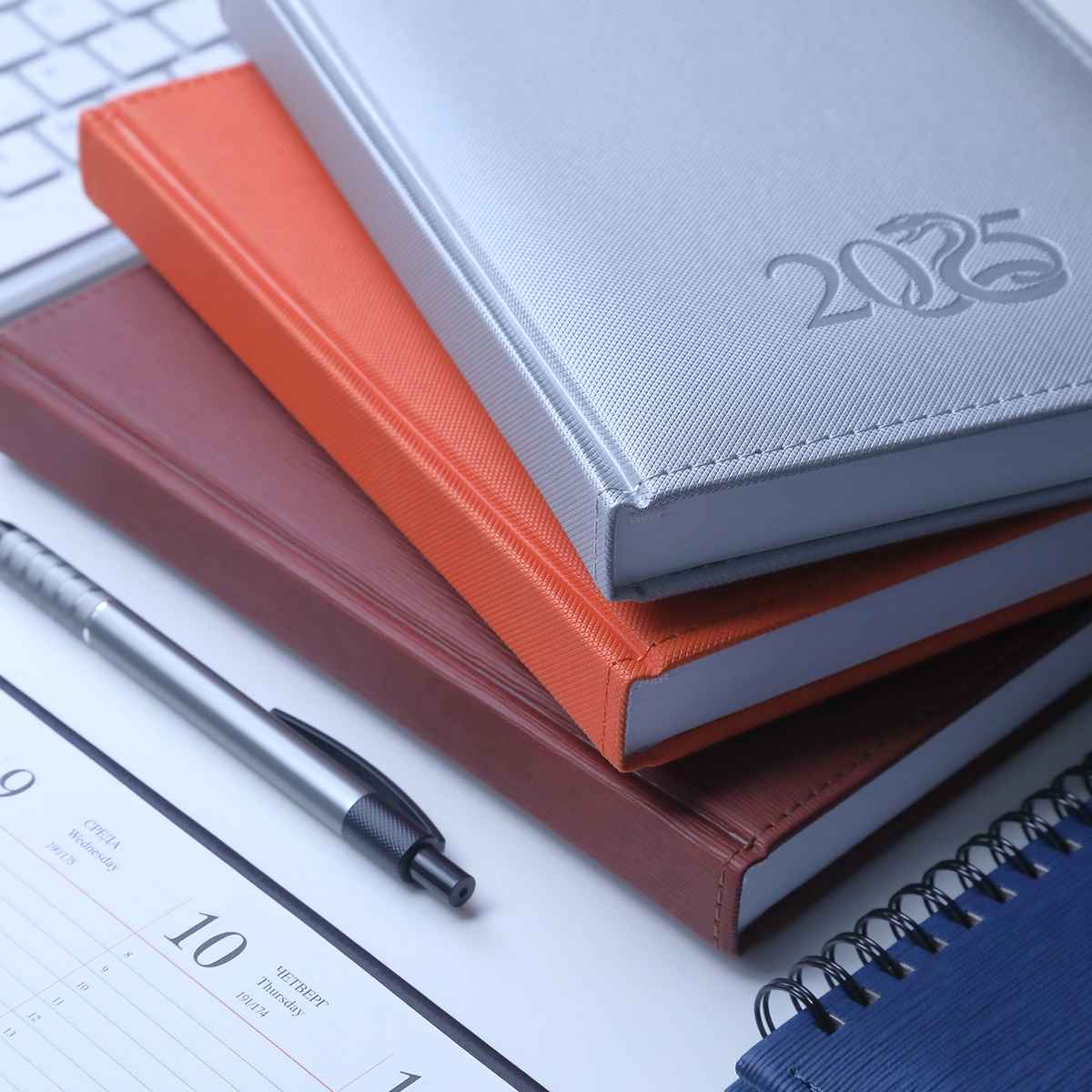 Ежедневники с логотипом